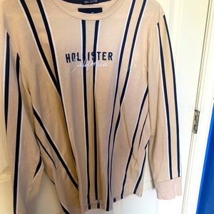 Hollister long-sleeve t-shirt